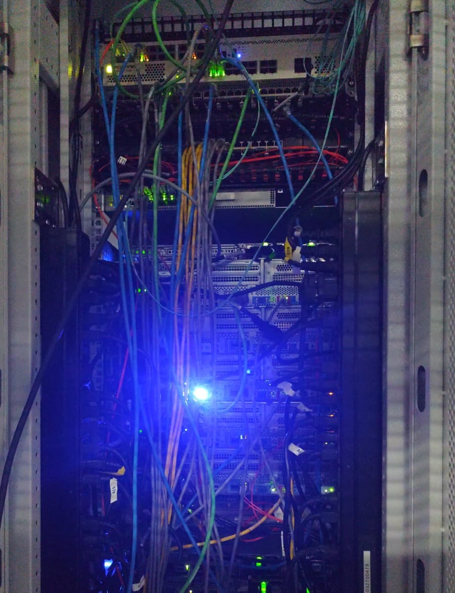 iotamine-delhi-datacenter-server-rack.